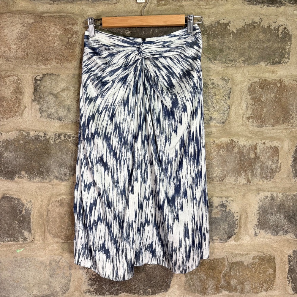 Club Monaco Navy White Abstract Twist Front Midi Skirt 00 Sophisticated‎ Office